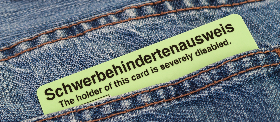 Schwerbehindertenausweis | © AdobeStock_ blende11.photo