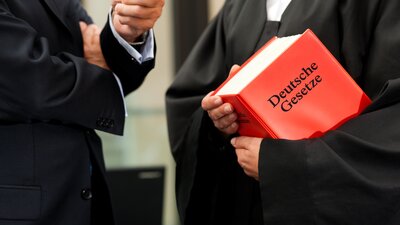 Der besondere Kündigungsschutz nach § 15 Abs. 3 KSchG | © AdobeStock_Kzenon