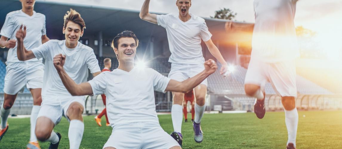 11 Freunde müsst ihr sein | © AdobeStock | Gorodenkoff
