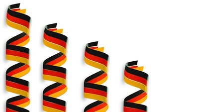EM Deko am Arbeitsplatz | © Fotolia | SG- design
