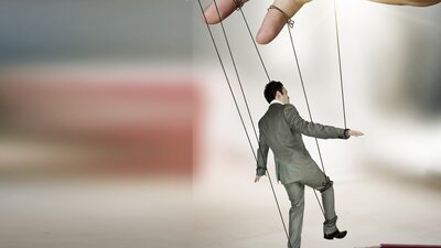 Marionette Betriebsrat? | © Fotolia.com |  James Thew