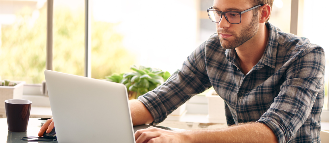 Effektiv zuhause arbeiten oder Faulenzer im Home-Office | © AdobeStock | nakophotography