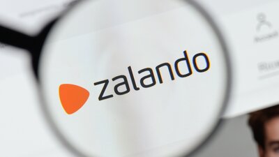 leistungskontrolle-bei-zalando | © AdobeStock | 380790637 | Casimiro