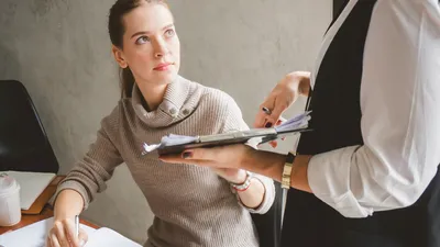 weisungsrecht-im-job | © AdobeStock | 230174402 | Nusara