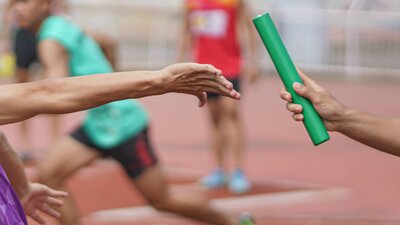 So gelingt die erfolgreiche Amtsübergabe an Ihre SBV-Nachfolge! | © AdobeStock | mansong