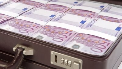 Fragen aus dem Wirtschaftsausschuss  | © AdobeStock | Bildagentur-o