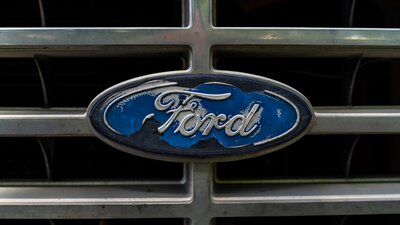 Wie geht’s weiter bei Ford?  | © AdobeStock | Sergey Kohl