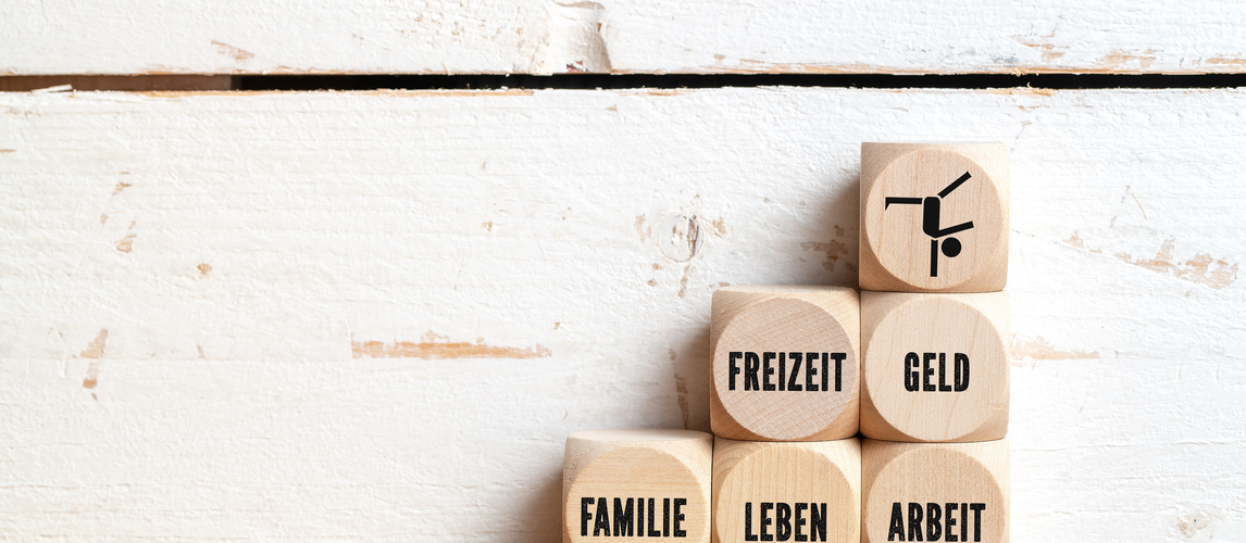 „New Pay“ in einer neuen Arbeitsrealität  | © AdobeStock | fotogestoeber