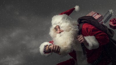 Nikolaus im Einsatz: Ein Fall für den Betriebsrat? | © AdobeStock | stokkete 
