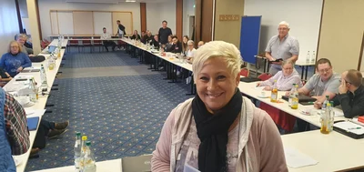 Manuela Steffl vor einer Sitzung des GBR von Richter+Frenzel | © Manuela Steffl
