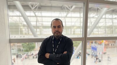 Verdi-Gewerkschaftssekretär Özay Tarim begleitete den Sixt-Fall hautnah | © ver.di 