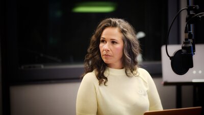 Buchautorin, Moderatorin und Betroffene: Sonja Koppitz über Depressionen  | © rbb/Gregor Baron