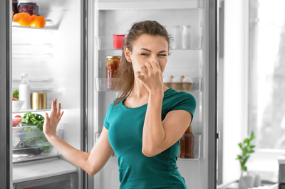 Kühles Chaos im Büro | © AdobeStock | Pixel-Shot
