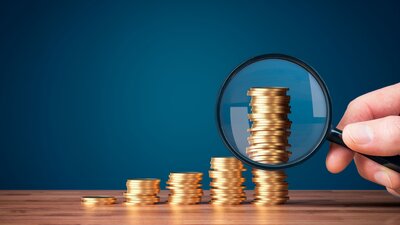 Betriebsratsvergütung gerecht | © AdobeStock | jirsak