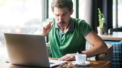 Vergütung Betriebsrat | © AdobeStock | khosrork