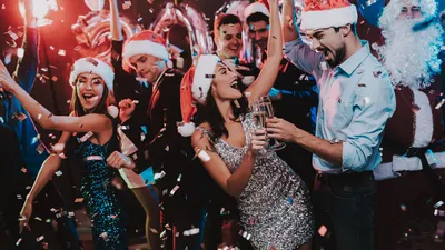 Urteile Weihnachtsfeier | © Adobe | VadimGuzhva