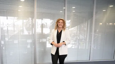 Johanna Weiß aus dem ifb-Einkauf | © ifb