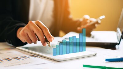Auf was Betriebsräte bei Studien und Umfragen achten sollten | © AdobeStock | nateejindakum