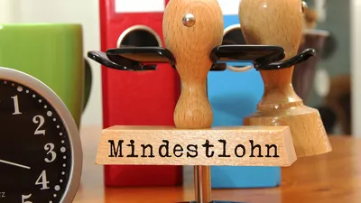 EU-Richtlinie Mindestlohn | © AdobeStock | mapoli-photo