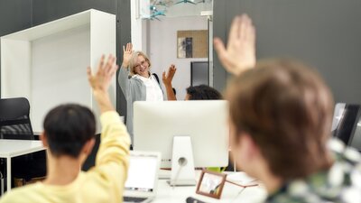 Zeit, Servus zu sagen? | © AdobeStock | Svitlana