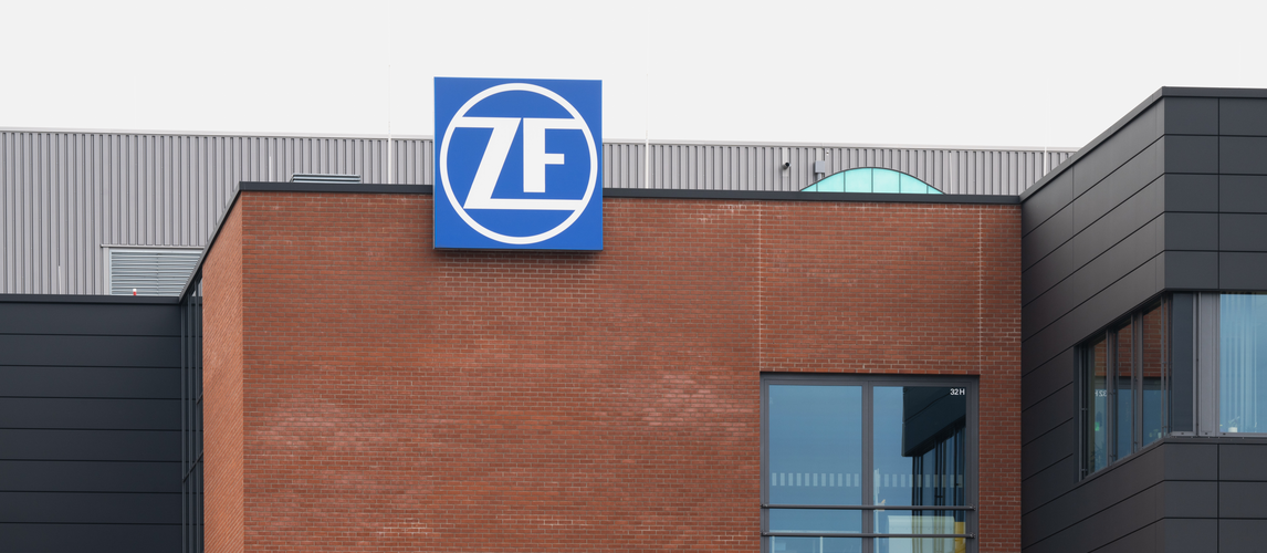 Jobabbau bei ZF Friedrichshafen: bis zu 14.000 Stellen!  | © AdobeStock | Niko Troebst