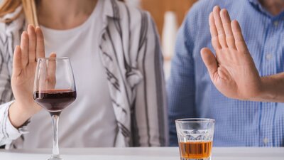 Alkohol und Gesundheit | © AdobeStock_321951129-Pixel-Shot.jpg