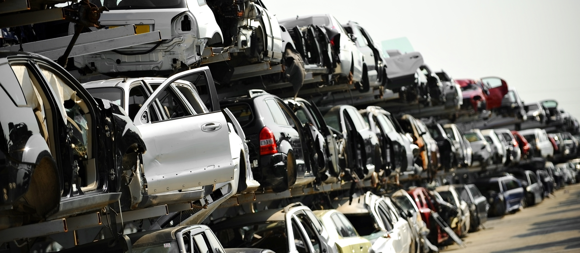 458 Mio. Euro: EU-Kommission verhängt Strafe gegen Autobauer  | © AdobeStock | roibu