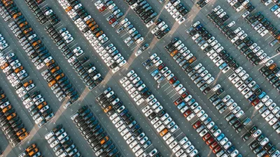 Automotive-Krise, Personalabbau, Frühwarnsystem: Drei Fragen an Knut-Olav Banke  | © AdobeStock | wifesun