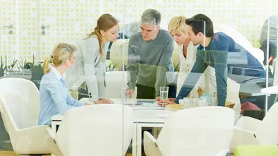 Strategien, Ideen und Tipps für die nächsten Betriebsratswahlen  | © AdobeStock | Robert Kneschke