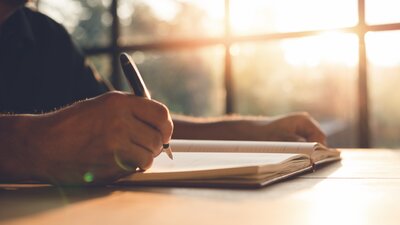 Gedichte zum Thema Arbeitswelt – von Interessenvertretern für Interessenvertreter | © AdobeStock | sutadimages