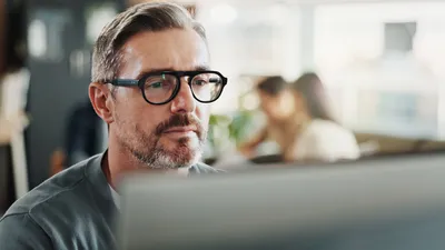 Eine App, die jeder Betriebsrat braucht! | © AdobeStock | peopleimages.com