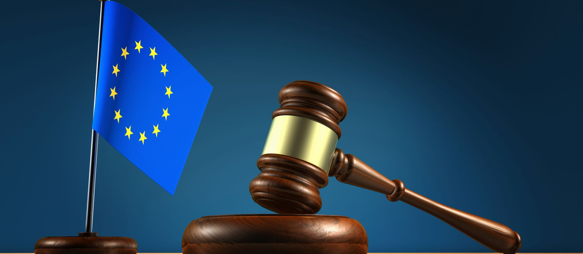 EU-Recht Betriebsrat | © AdobeStock | niroworld