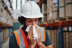 Krank, aber trotzdem arbeiten? | © stock.adobe.com | StratfordProductions