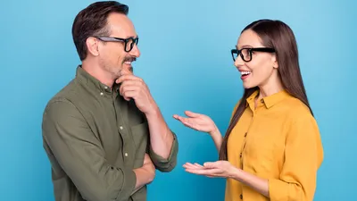 Smalltalk im Job | © stock.adobe.com | deagreez