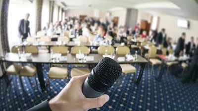 Überzeugend und wirkungsvoll: Rhetorik als Kernkompetenz des Betriebsrats | © pojoslaw - Fotolia.com