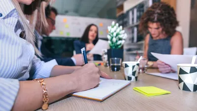 Protokoll schreiben im Betriebsrat leicht gemacht | © ©doble-d - iStock