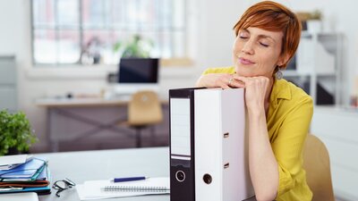 Stress im Betriebsrats-Büro | © contrastwerkstatt - AdobeStock