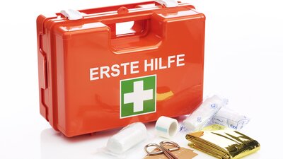 Erste Hilfe im Betrieb | © akf - Fotolia.com
