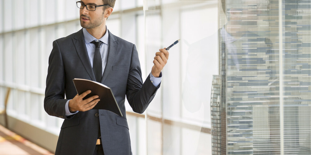 Sprecher des Wirtschaftsausschusses | © elnariz - Fotolia.com