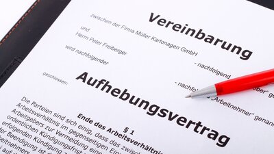 Aufhebungsvertrag und Abfindung | © klickerminth - Fotolia.com