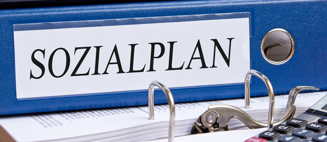Sozialplan - Mitbestimmungsrechte nutzen | © DOC RABE Media - Fotolia.com
