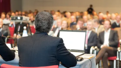 Die erfolgreiche Betriebsversammlung | © gmg9130 - Fotolia.com