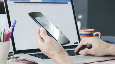 Technische Ausstattung im Betriebsratsbüro | © ©coolhand1180 - AdobeStock