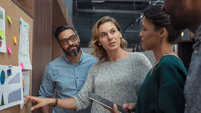 Wirtschaftsausschuss einfach erklärt | © AdobeStock | Rido